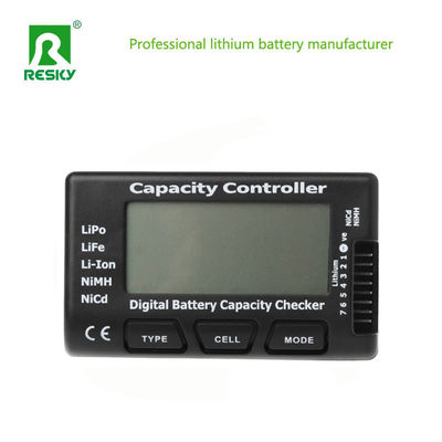 Controllo della capacità della batteria digitale per RC Hobby